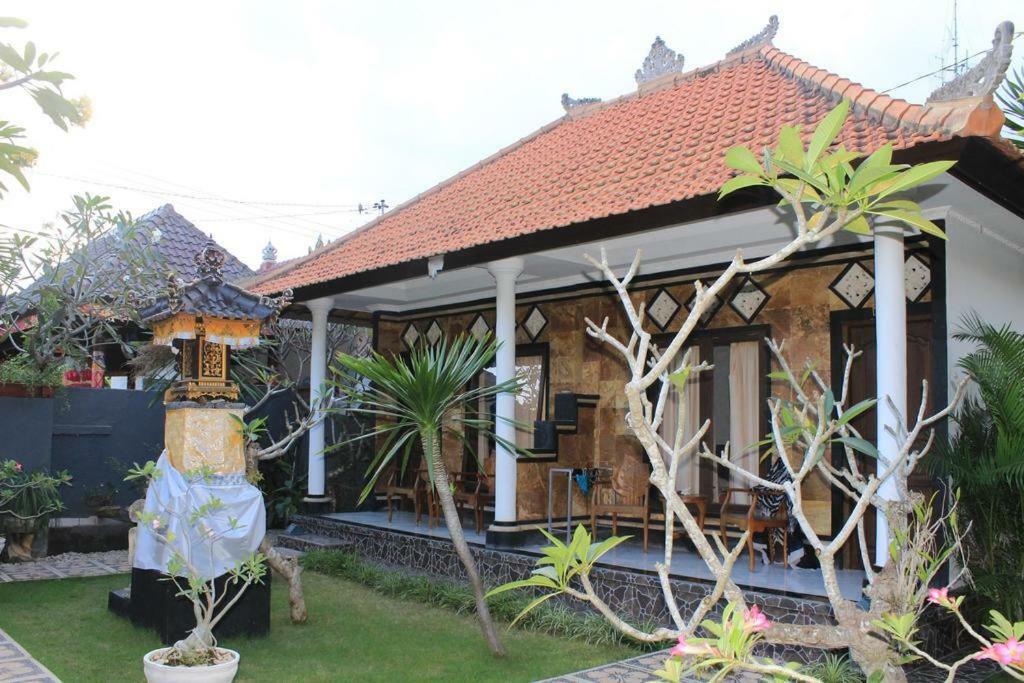 Arya Inn Enny Salon And Spa Nusa Lembongan  Bagian luar foto